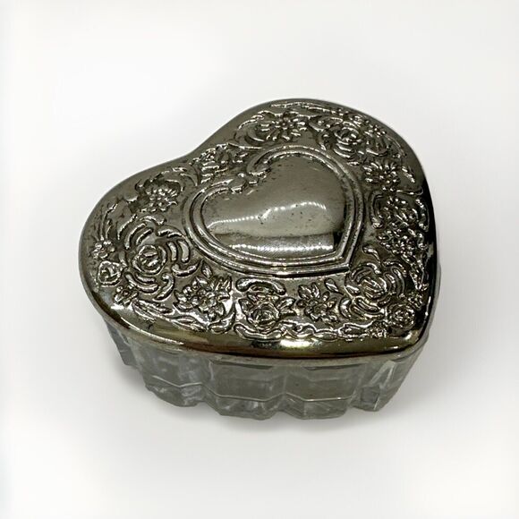 Vintage MCM Heart Shape Silver and Glass Trinket Jewelry Box Candy Dish 3.5 in - Picture 1 of 10